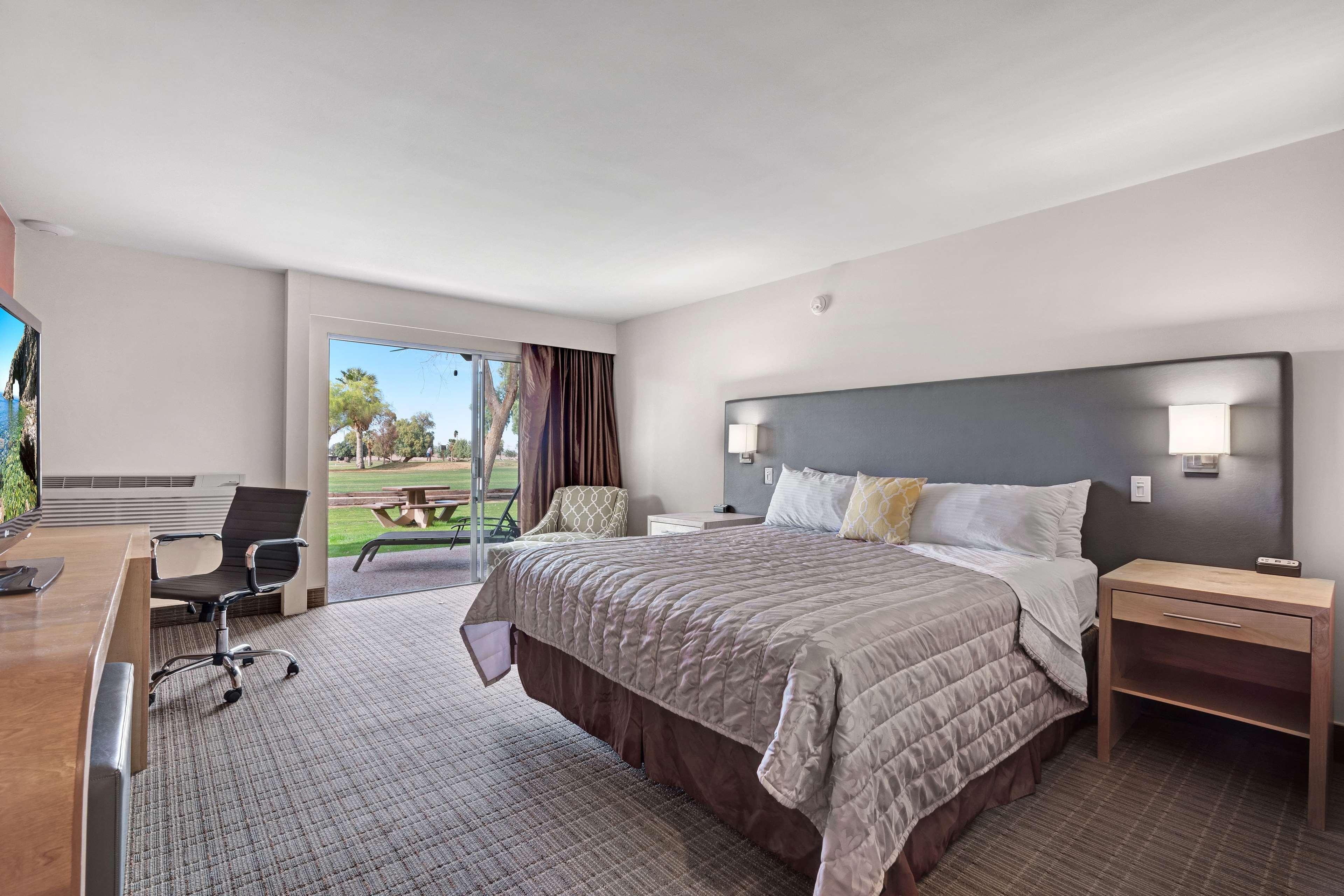 Ramada By Wyndham Holtville Bagian luar foto