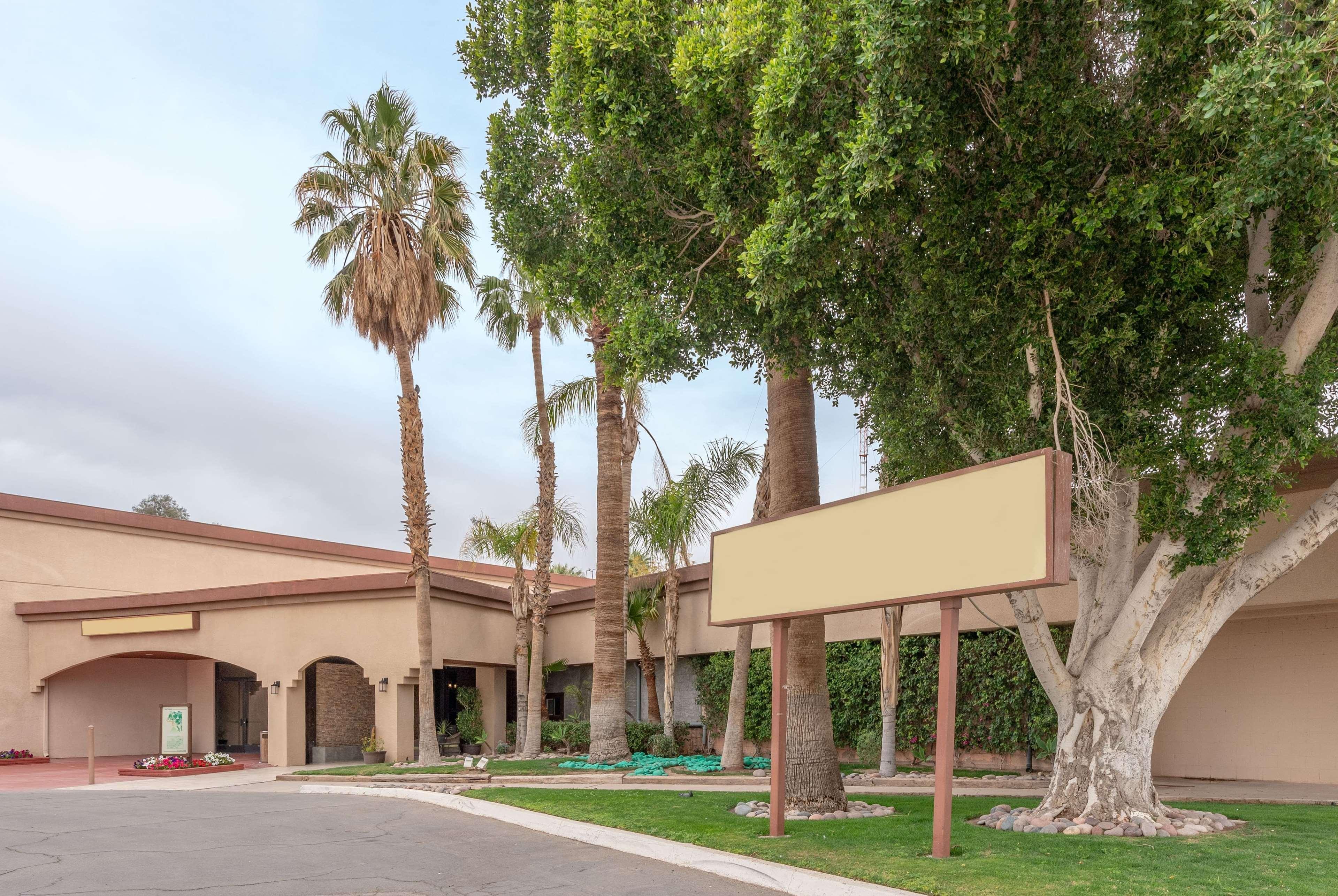 Ramada By Wyndham Holtville Bagian luar foto