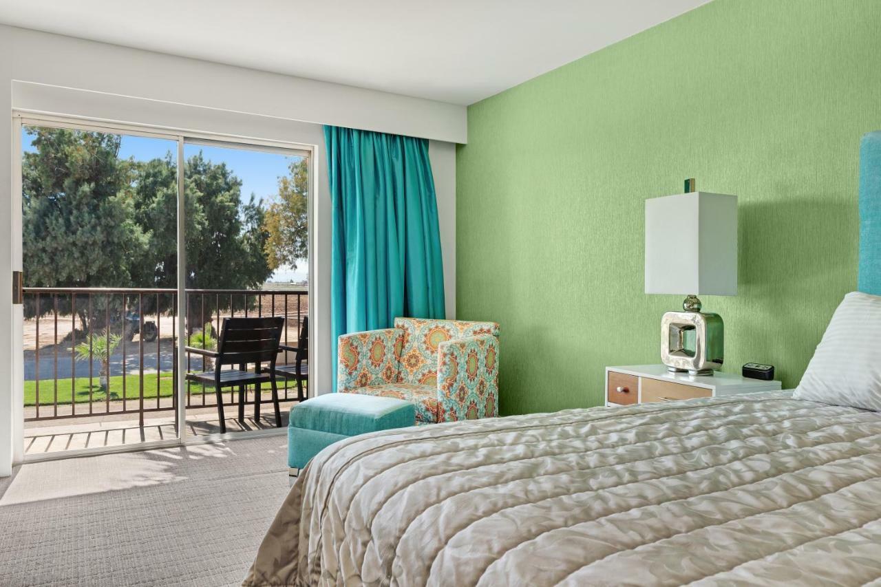Ramada By Wyndham Holtville Bagian luar foto