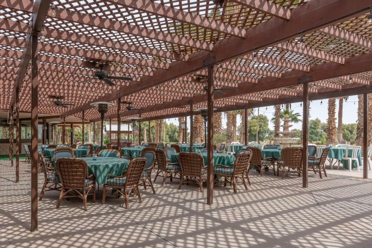Ramada By Wyndham Holtville Bagian luar foto