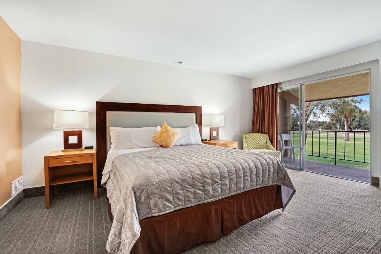 Ramada By Wyndham Holtville Bagian luar foto