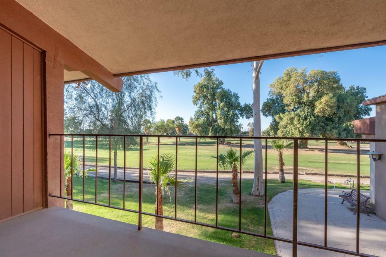 Ramada By Wyndham Holtville Bagian luar foto